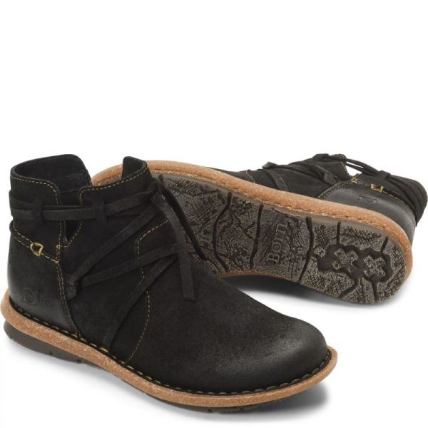 Born | Women's Tarkiln Boots - Black Distressed (Black) | New Clearance