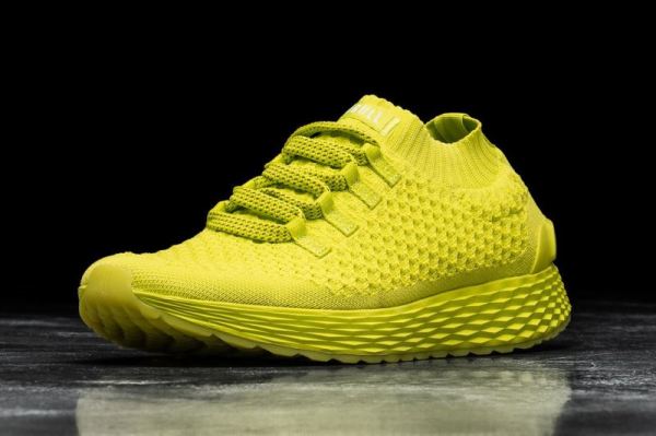 NOBULL | MEN'S NEON YELLOW KNIT RUNNER