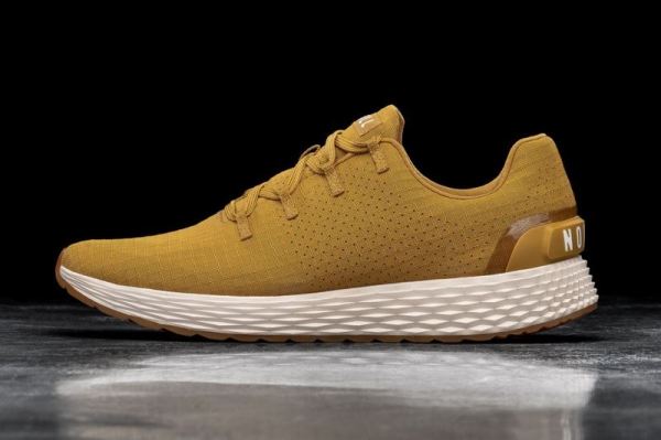 NOBULL | MEN'S WHEAT RIPSTOP RUNNER